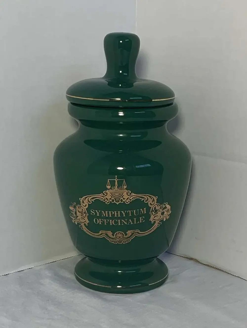 Vintage Eli Lilly Symphytum Officinale Green Apothecary Jar with Lid